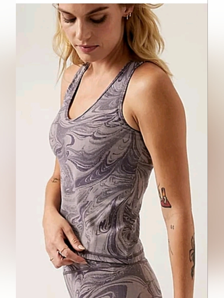 Athleta Transcend Tank Color Sumi Marble Violet Sz M